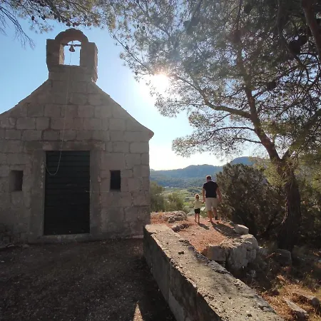 Portorus Lastovo