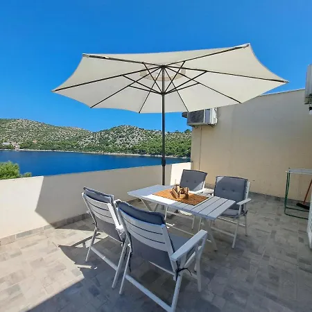 Portorus Apartment *